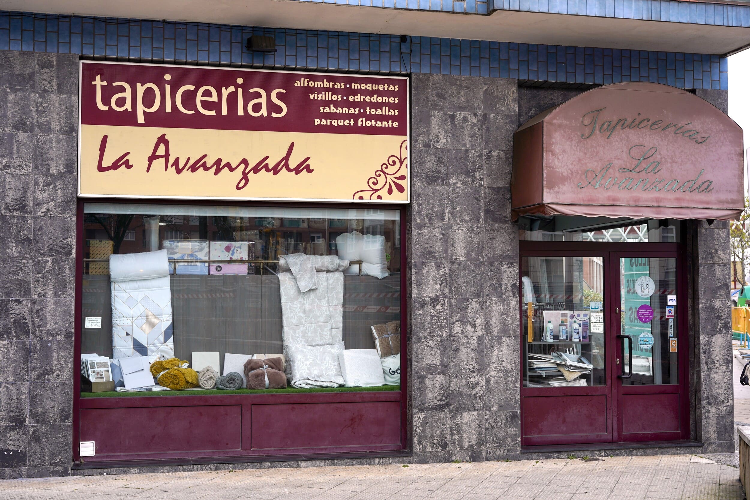 TAPICERÍAS LA AVANZADA