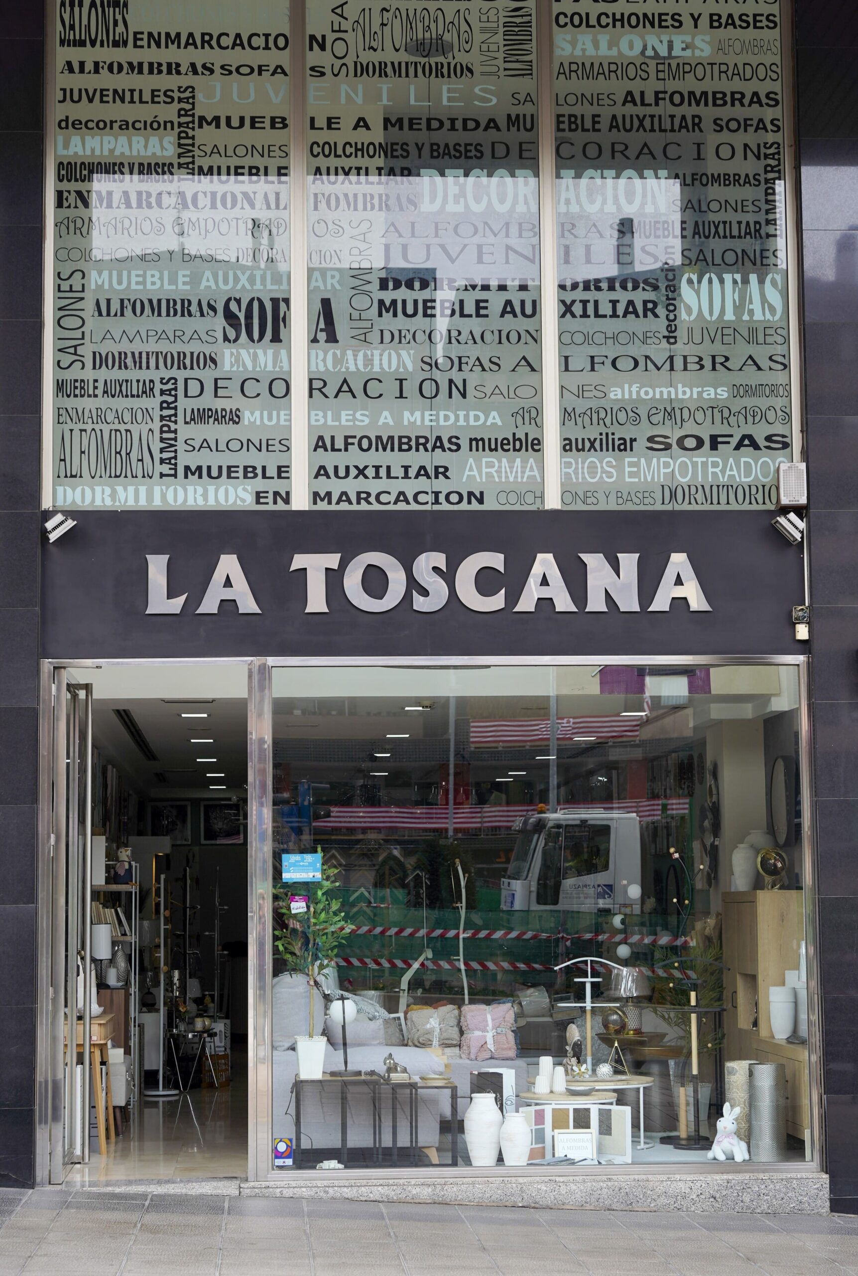 LA TOSCANA